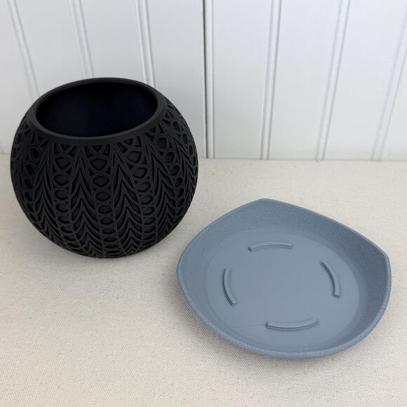 The Fusion Planter, Indoor Flower Pot, Tabletop Planter, Lattice Pattern - Picture 8 of 12